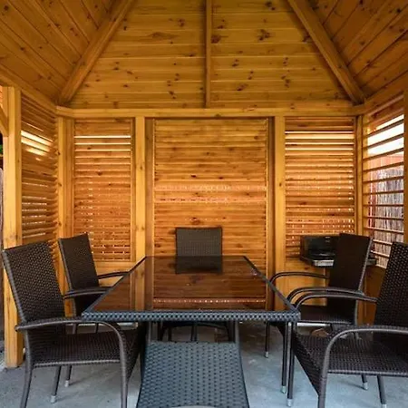 Duplex In Ustronie Morskie Near Beach, Cleaning Included * أوسترونيه مورسكية